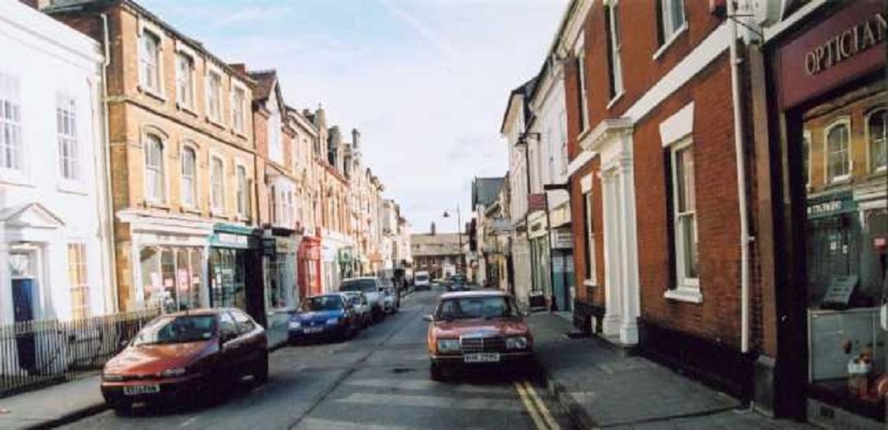 Swindon Old Town Studio - Entercloud9Sa Exterior photo
